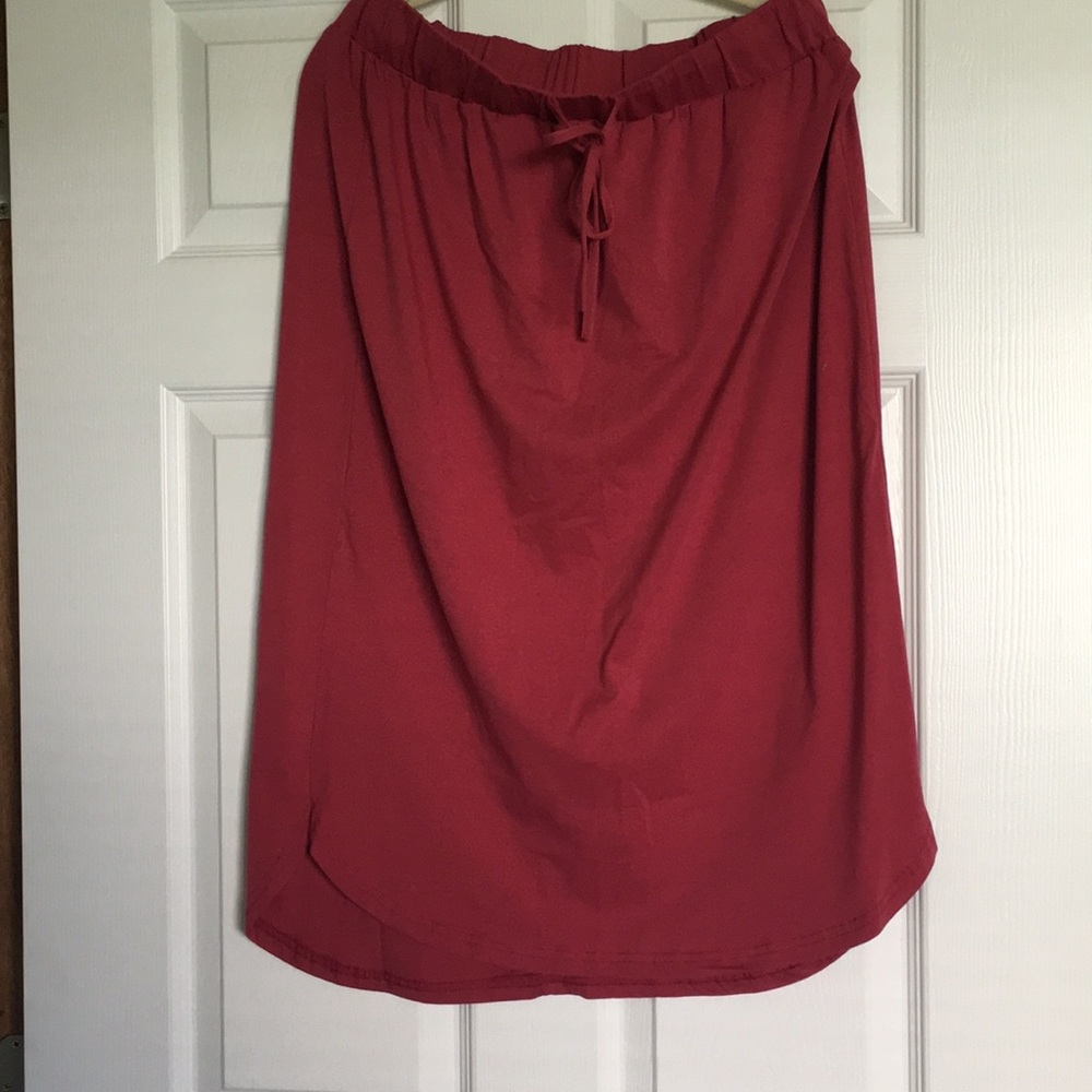 Knee length skirt